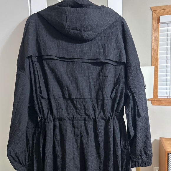 ALO Yoga Summer Nights Lightweight Coat Jacket Black Large NWT - Picture 7 of 9